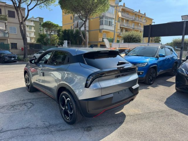 Alfa Romeo Junior 1.2 145 CV Hybrid eDCT6 KM0 - foto 3 di 13