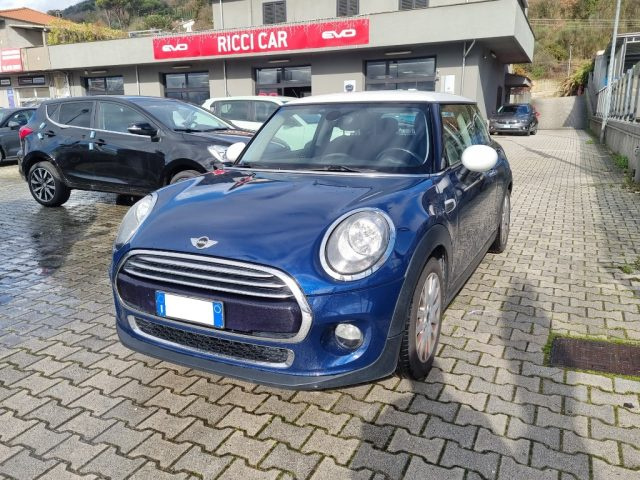MINI Cooper D 1.5 Cooper D - foto 2 di 4