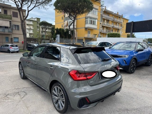 Audi A1 SPB 30 TFSI S tronic S line edition - foto 4 di 4