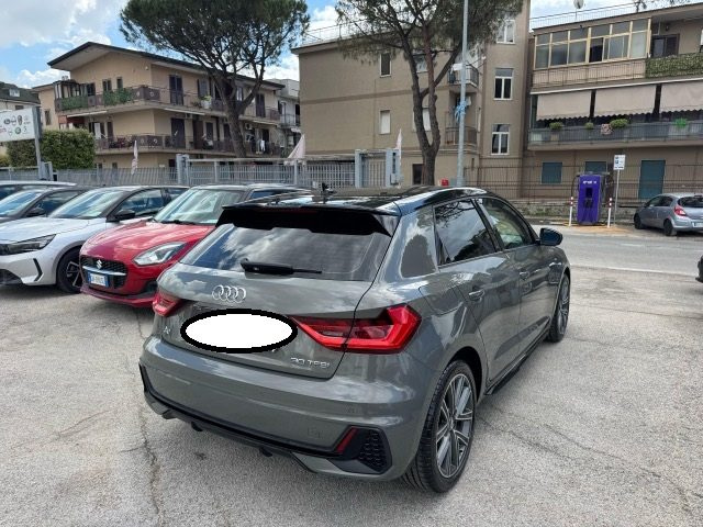 Audi A1 SPB 30 TFSI S tronic S line edition - foto 2 di 4