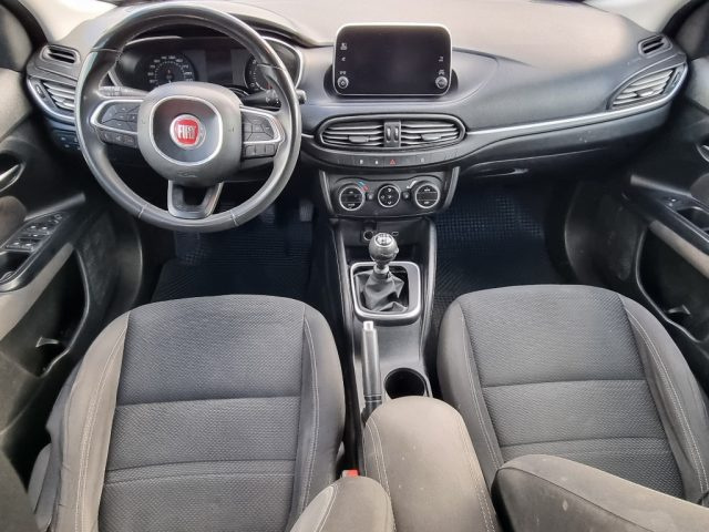 Fiat Tipo 1.6 Mjt S&S SW Lounge, del 2019, 135.321 km, in vendita a Cassino (RM)
