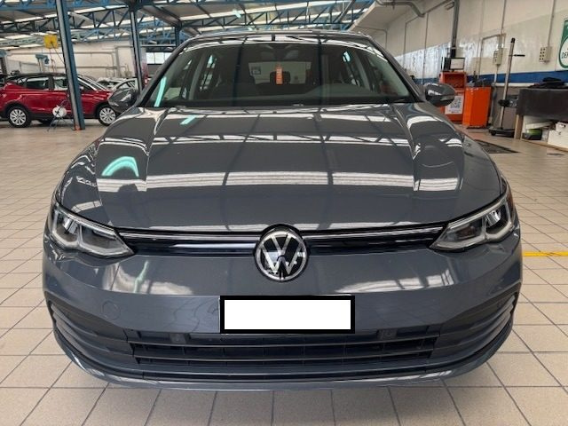 Volkswagen Golf 2.0 TDI 115 CV SCR Life usato a CASSINO