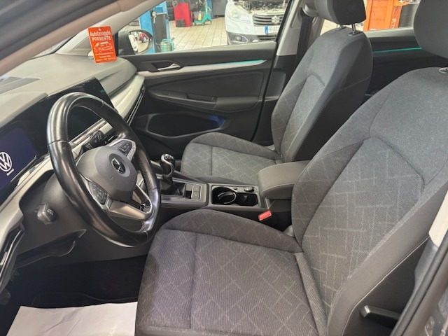 Volkswagen Golf 2.0 TDI 115 CV SCR Life, del 2022, 143.000 km, in vendita a Cassino (RM)