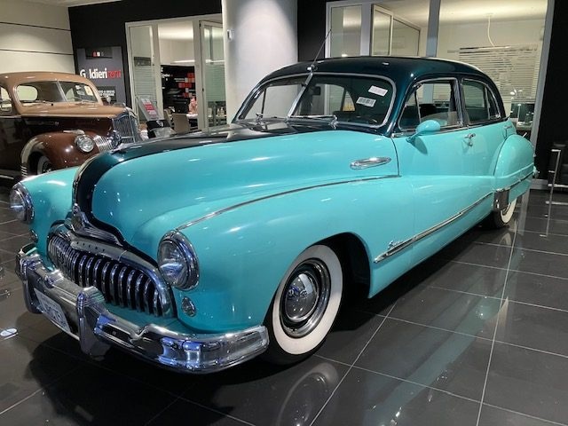 Buick Roadmaster Buick 8 Super 8 Eight - foto 3 di 4