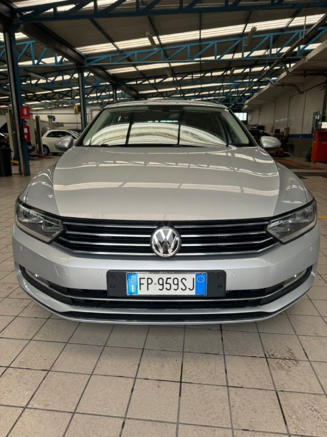 Volkswagen Passat Variant 2.0 TDI DSG Executive BlueMotion Tech. usato a CASSINO
