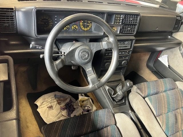 Lancia Delta 2.0i.e. turbo 16V HF integrale - foto 3 di 23