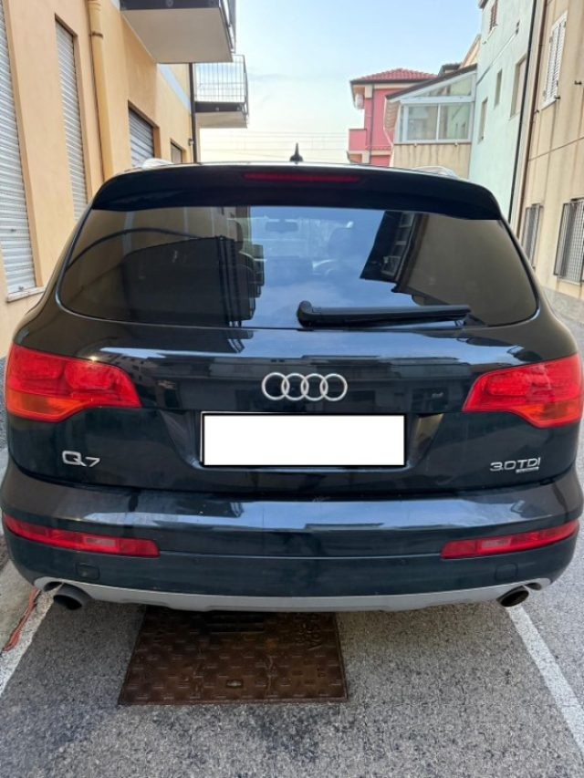 Audi Q7 3.0 V6 TDI 233CV quattro tiptronic - foto 3 di 4