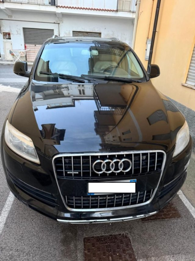 Audi Q7 3.0 V6 TDI 233CV quattro tiptronic usato a CASSINO