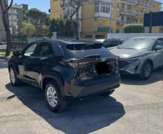 Toyota Yaris Cross 1.5 Hybrid 5p. E-CVT AWD-i Business usato a CASSINO