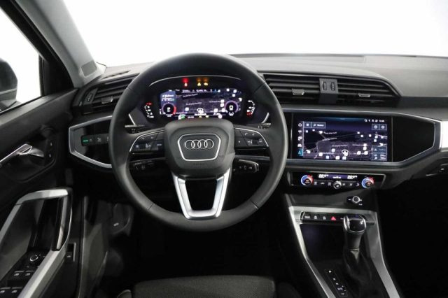 Audi Q3 SPB 35 TDI S tronic S line edition - foto 2 di 4