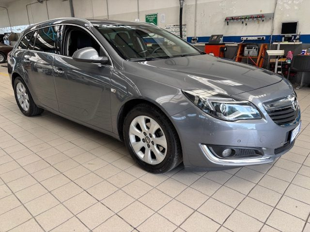 Opel Insignia 1.6 CDTI 136CV Start&Stop Sports Tourer Cosmo - foto 3 di 4