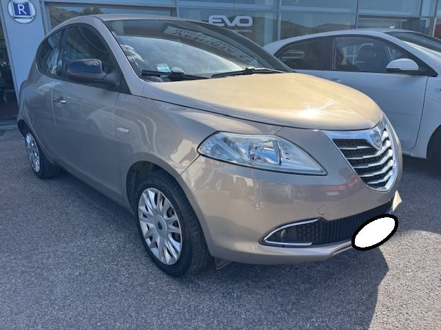 Lancia Ypsilon 1.2 69 CV 5 porte Gold - foto 3 di 4