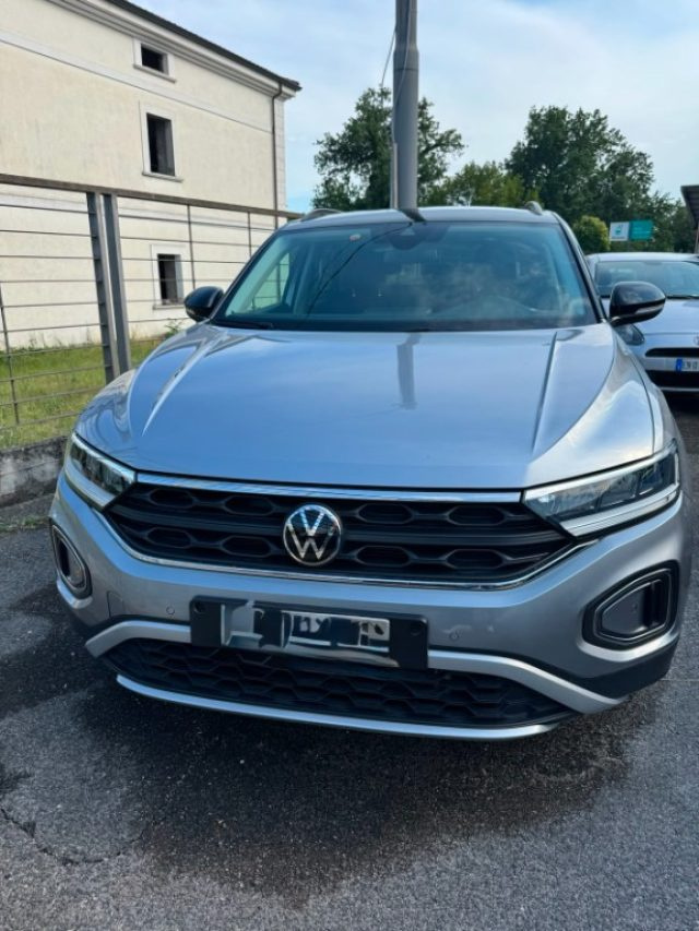 Volkswagen T-Roc 2.0 TDI SCR 150 CV DSG Life usato a CASSINO