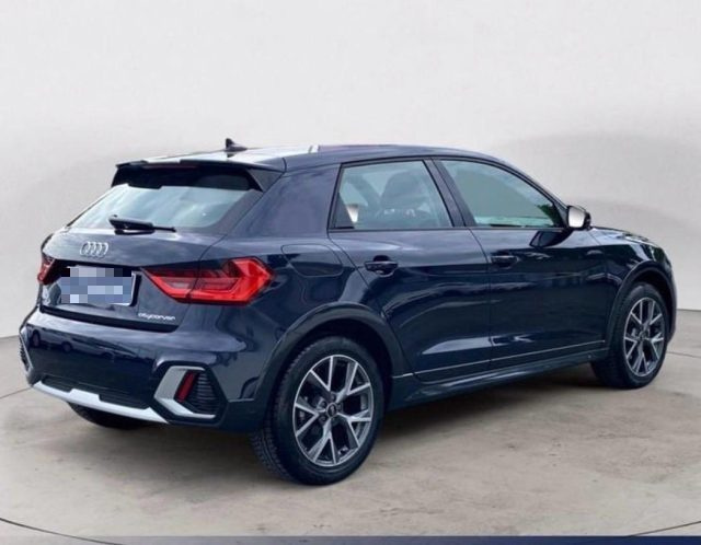 Audi A1 citycarver 30 TFSI Identity Contrast - foto 4 di 4