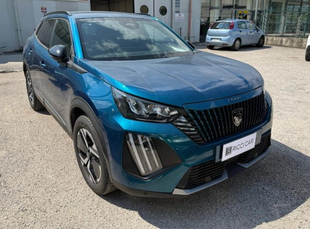 Peugeot 2008 PureTech 100 S&S Allure - foto 2 di 4