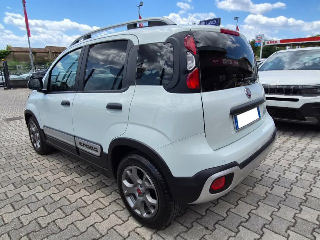 Fiat Panda Cross 1.0 FireFly S&S Hybrid - foto 4 di 4