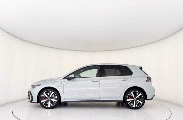 Volkswagen Golf 1.5 TSI eHybrid DSG GTE - foto 3 di 4