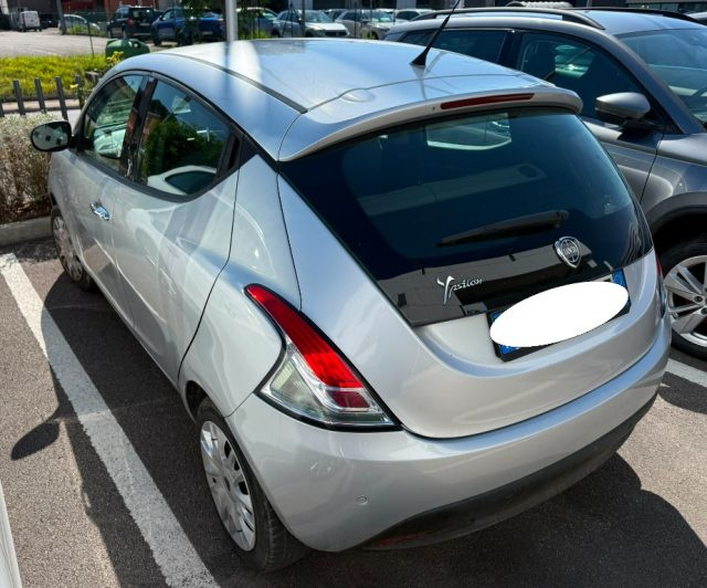 Lancia Ypsilon 1.2 69 CV 5 porte S&S Gold - foto 4 di 4