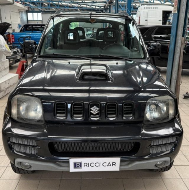 Suzuki Jimny 1.5 DDiS cat 4WD JLX Più, del 2007, 124.528 km, in vendita a Cassino (RM)