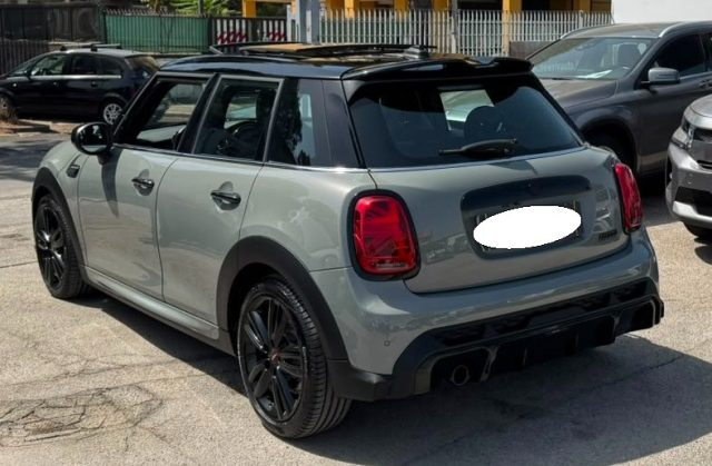 MINI Cooper 1.5 Cooper JCW 5 porte - foto 3 di 4