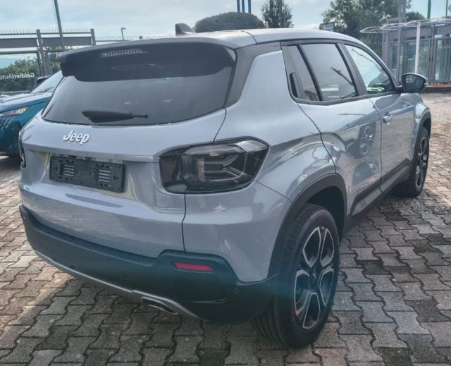 Jeep Avenger 1.2 Turbo 100 CV MHEV Summit - foto 4 di 4