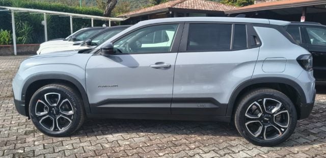 Jeep Avenger 1.2 Turbo 100 CV MHEV Summit - foto 3 di 4