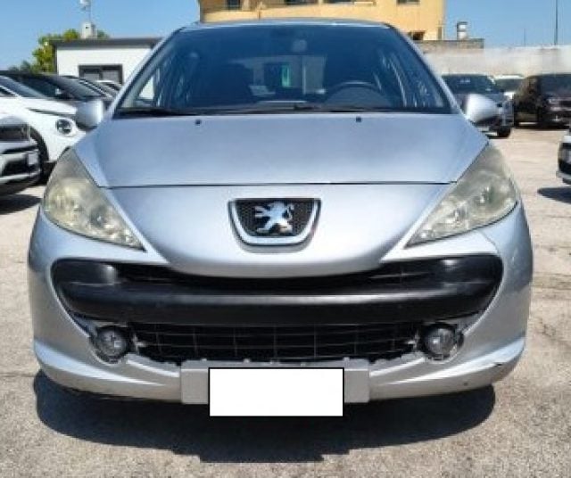 Peugeot 207 1.4 88CV 5p. XS, del 2007, 105.000 km, in vendita a Cassino (RM)