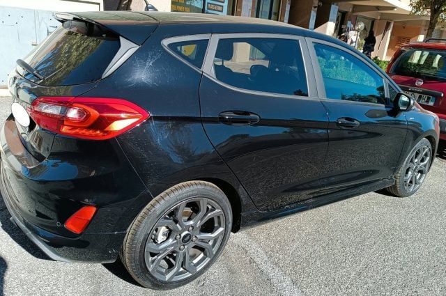 Ford Fiesta 1.0 Ecoboost 100 CV 5 porte ST-Line - foto 3 di 4