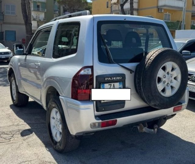Mitsubishi Pajero 2.5 TDI 3p. GLX - foto 4 di 4