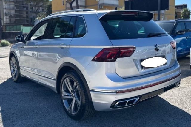 Volkswagen Tiguan 2.0 TDI 150 CV SCR DSG R-Line - foto 4 di 4