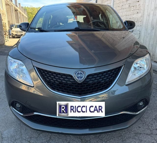 Lancia Ypsilon 1.2 69 CV 5 porte Gold, del 2015, 152.704 km, in vendita a Cassino (RM)