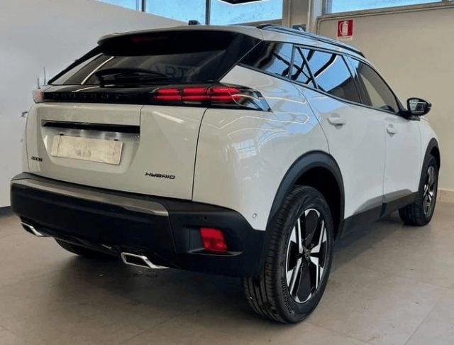 Peugeot 2008 Hybrid 145 e-DCS6 Allure - foto 4 di 4
