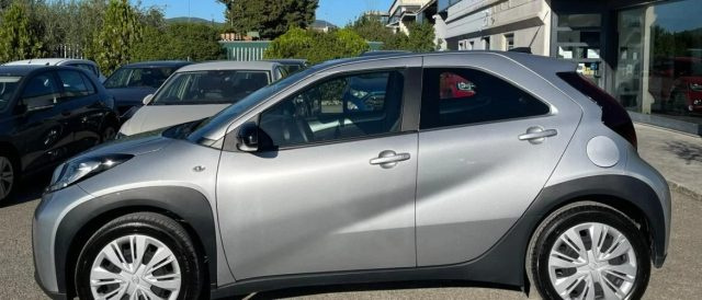 Toyota Aygo X 1.0 VVT-i 72 CV 5 porte Trend Air S-CVT Automatica - foto 3 di 4
