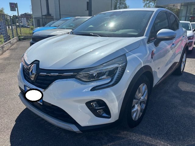 Renault Captur Plug-in Hybrid E-Tech 160 CV Intens - foto 2 di 4