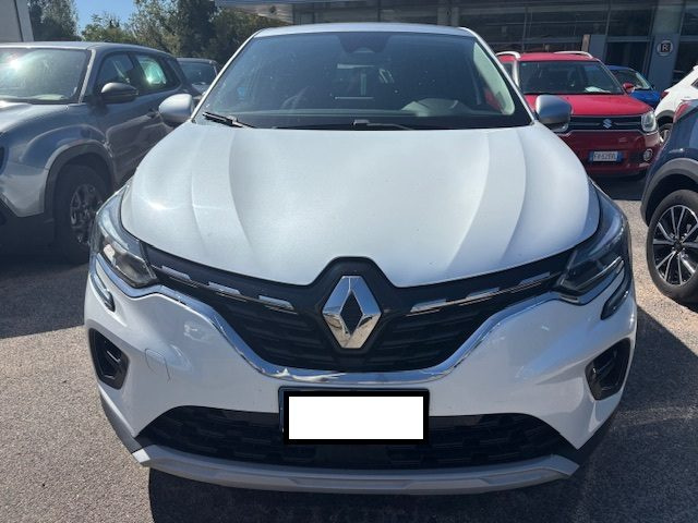 Renault Captur Plug-in Hybrid E-Tech 160 CV Intens usato a CASSINO