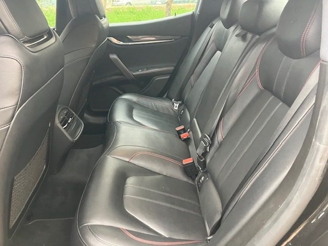 Maserati Ghibli V6 430 CV usato a CASSINO