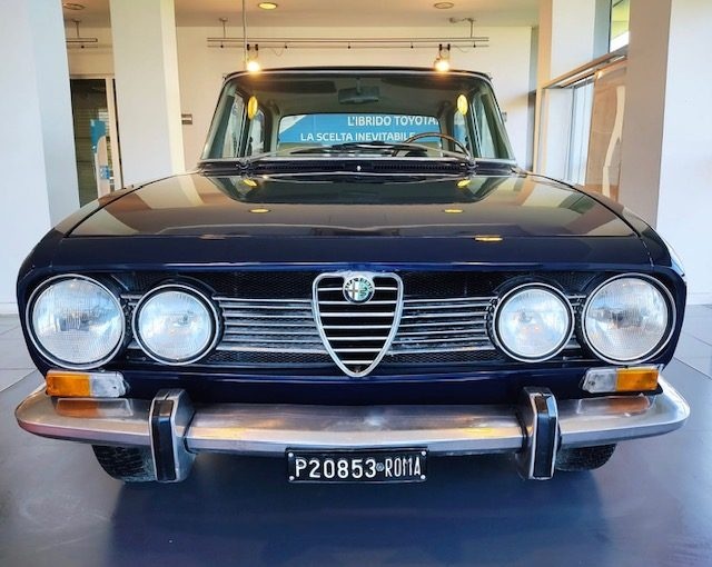 Alfa Romeo 1750 1750 usato a CASSINO