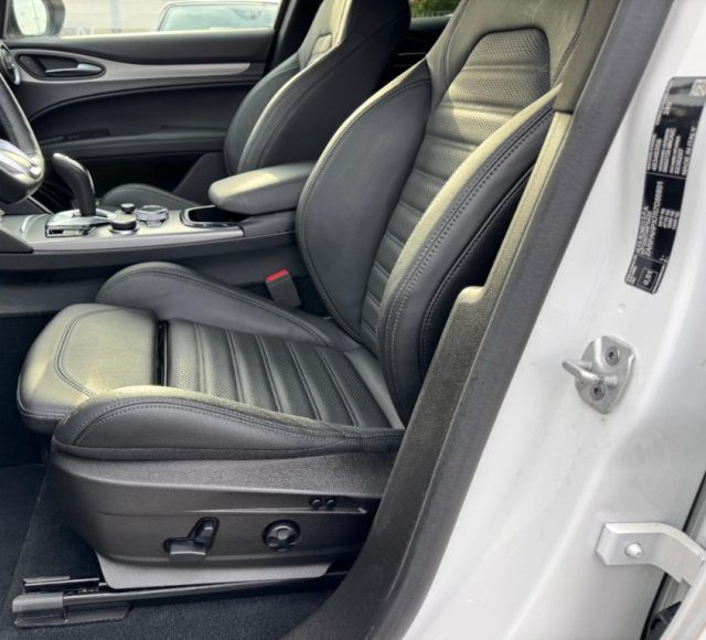 Alfa Romeo Stelvio 2.2 Turbodiesel 210 CV AT8 Q4 Veloce, del 2024, 62.000 km, in vendita a Cassino (RM)