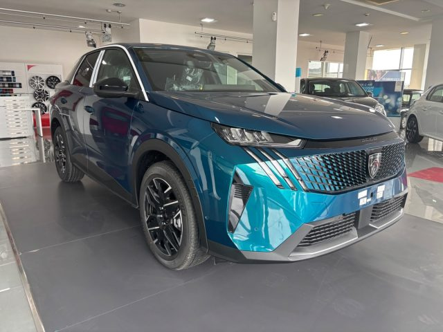 Peugeot 3008 Hybrid 145 e-DCS6 Allure - foto 3 di 4