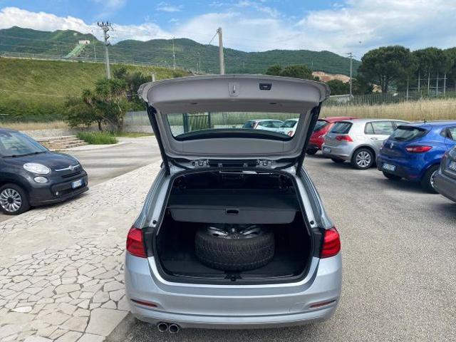 BMW 320 d Touring Business Advantage AUTO FULL LED usato a PRESENZANO