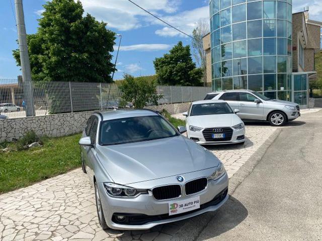 BMW 320 d Touring Business Advantage AUTO FULL LED - foto 3 di 4