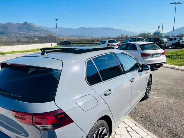 Volkswagen Golf 2.0Tdi Style150cv Dsg Tetto Apribile-Ambient Light usato a PRESENZANO