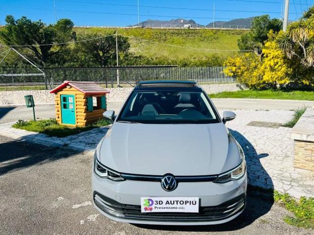 Volkswagen Golf 2.0Tdi Style150cv Dsg Tetto Apribile-Ambient Light, del 2020, 104.000 km, in vendita a Presenzano (CE)