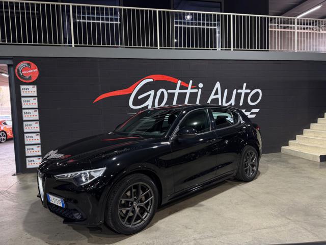 Alfa Romeo Stelvio 2.2 190 CV Q4 RESTYLING TOTAL BLACK ITALIANA - foto 3 di 4
