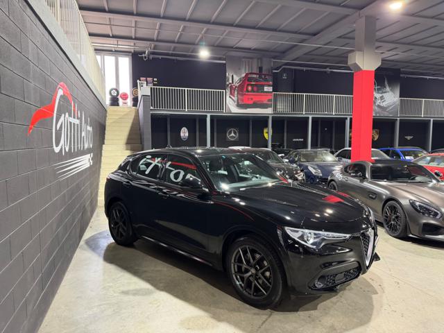 Alfa Romeo Stelvio 2.2 190 CV Q4 RESTYLING TOTAL BLACK ITALIANA - foto 2 di 4