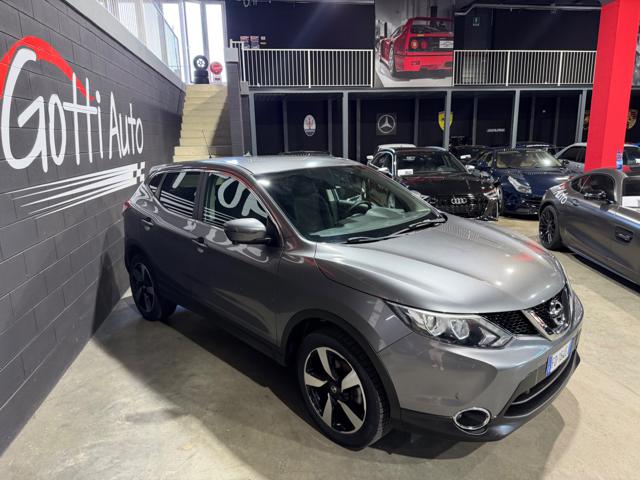 Nissan Qashqai POCHISSIMI KM TELECAMERA 360 TEKNA - foto 2 di 4