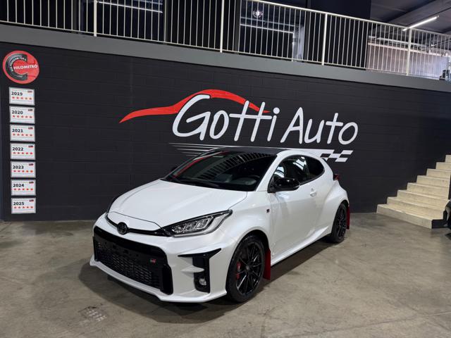 Toyota Yaris PRIMA VERNICE WHITE PERLA FULL STOCK usato a SAN PAOLO D ARGON