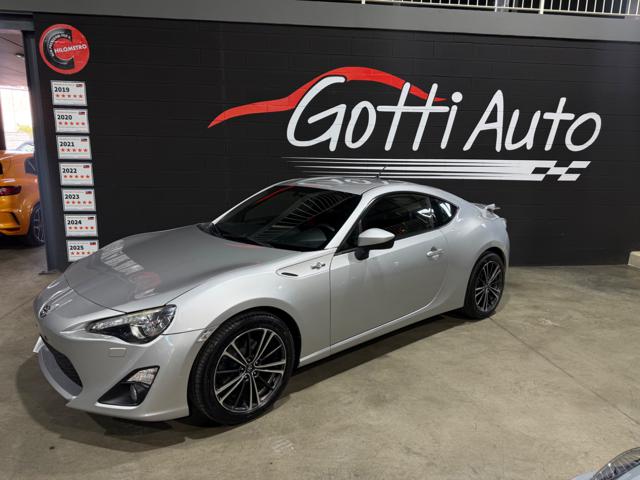 Toyota GT86 2.0 STERLING SILVER METALLIC MANUALE - foto 2 di 4
