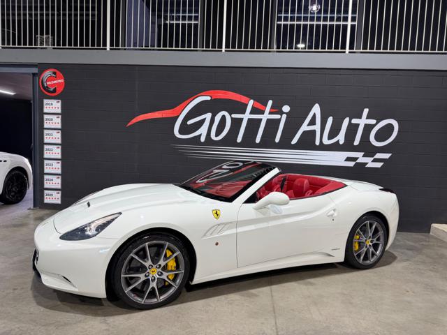 Ferrari California BIANCO AVUS CARBOCERAMICI ASPIRATA DAYTONA RED - foto 3 di 4