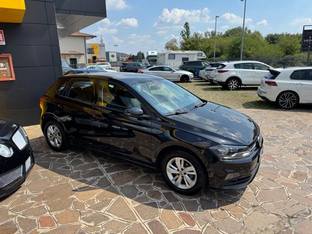 Volkswagen Polo DSG NEOPATENTATO SENSORI 360 APPLE ED ANDROID AUTO - foto 3 di 4